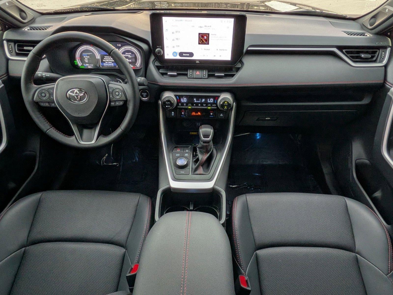 2025 Toyota RAV4 Plug-In Hybrid XSE (Natl)
