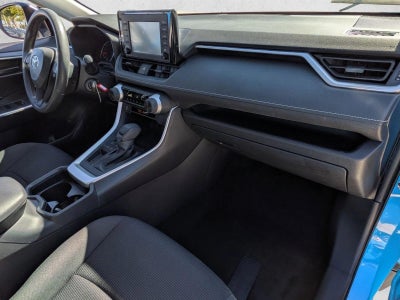 2019 Toyota RAV4 LE FWD (GS)