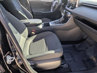 2025 Toyota RAV4 Hybrid LE AWD (Natl)