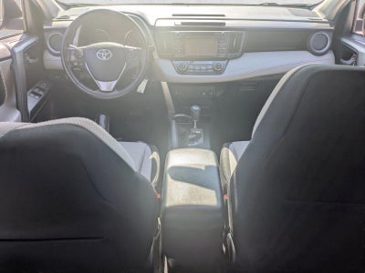 2016 Toyota RAV4 FWD 4dr XLE (GS)