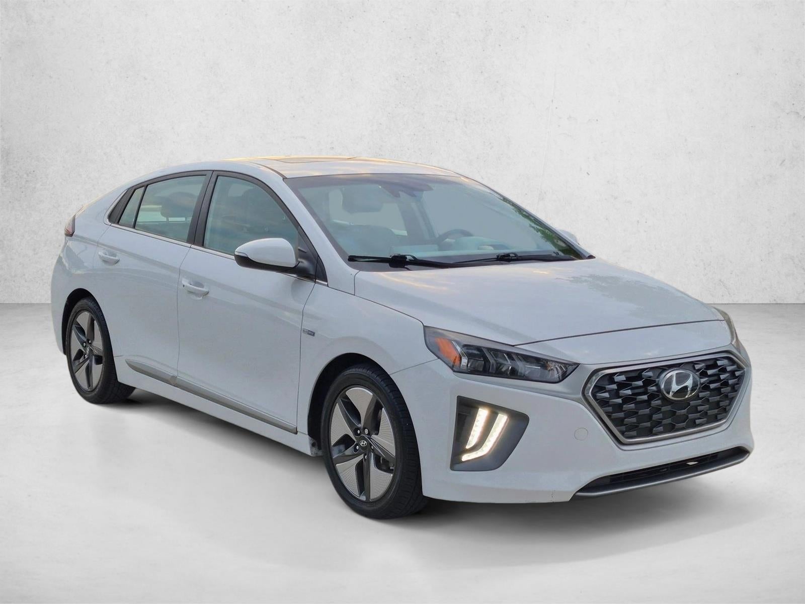 2020 Hyundai IONIQ Hybrid SEL Hatchback