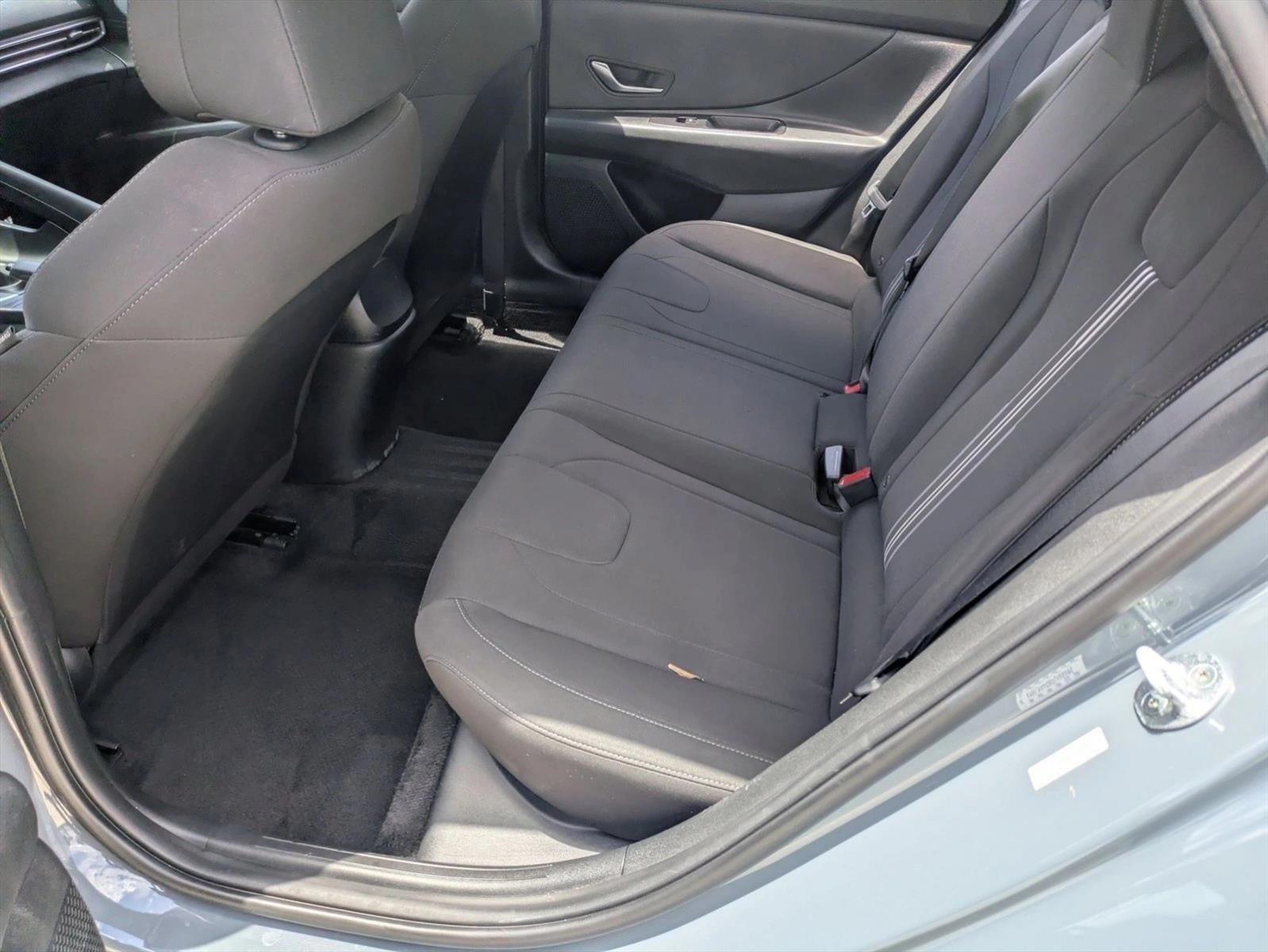 2023 Hyundai ELANTRA SEL IVT