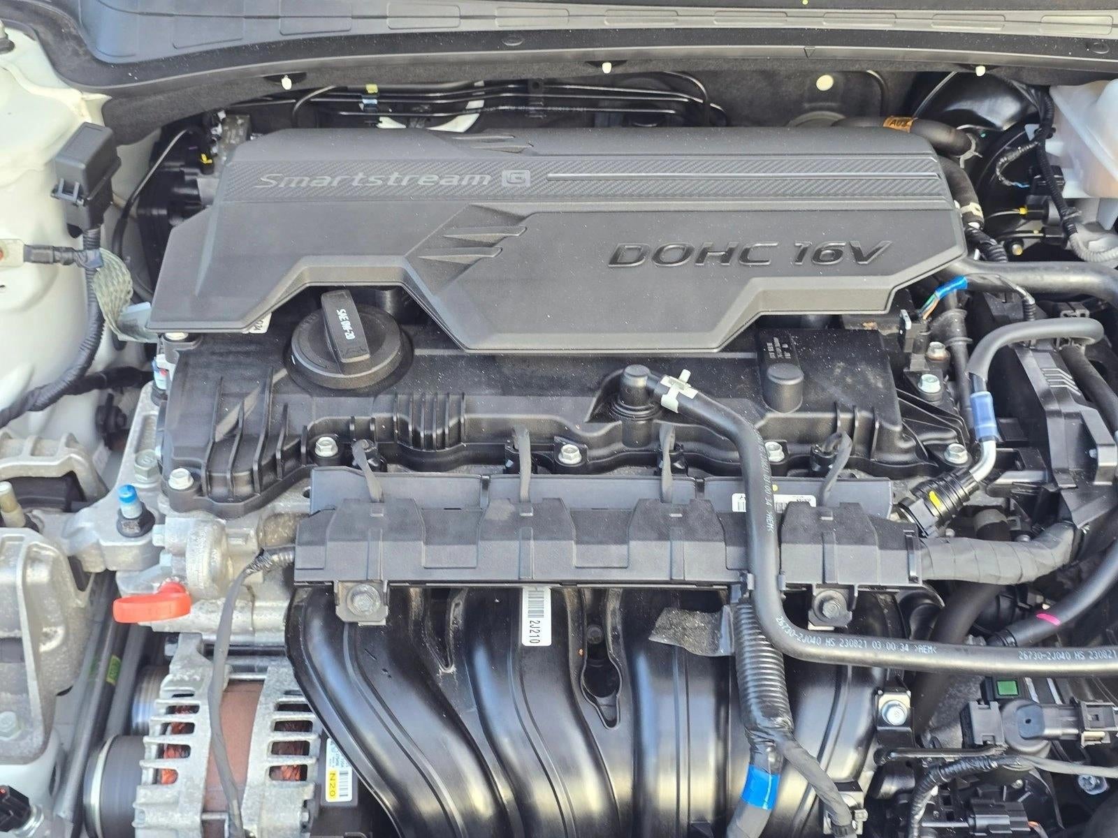2024 Hyundai ELANTRA SEL IVT