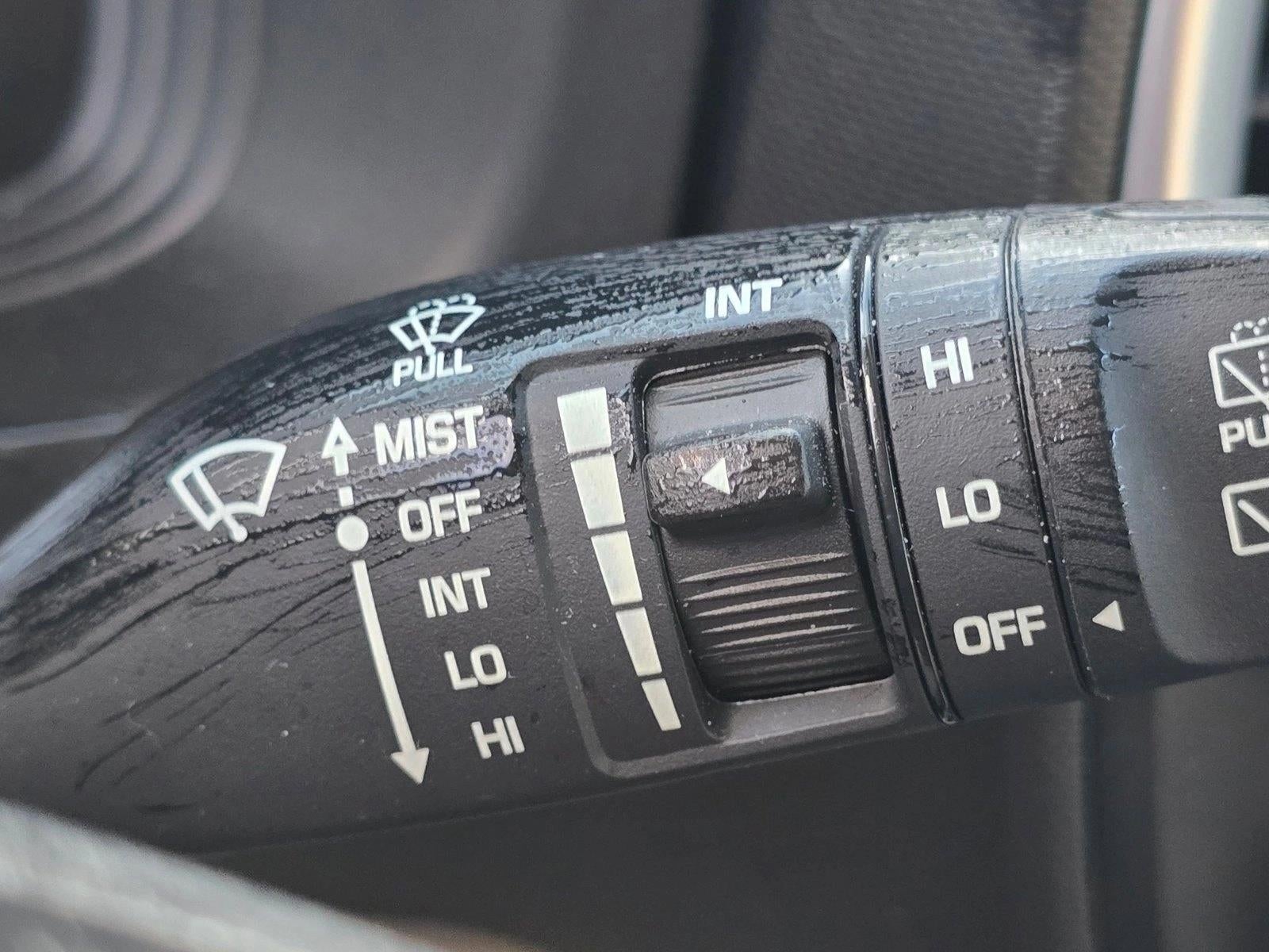 2024 Hyundai VENUE SEL IVT