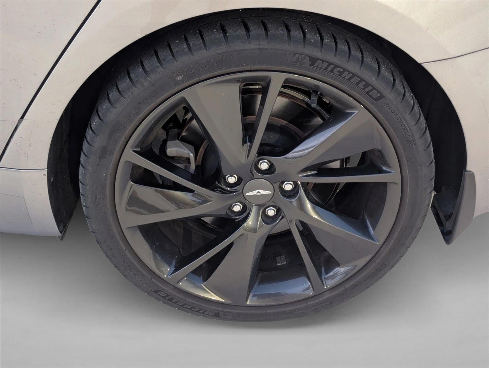 2023 Genesis G70 3.3T RWD