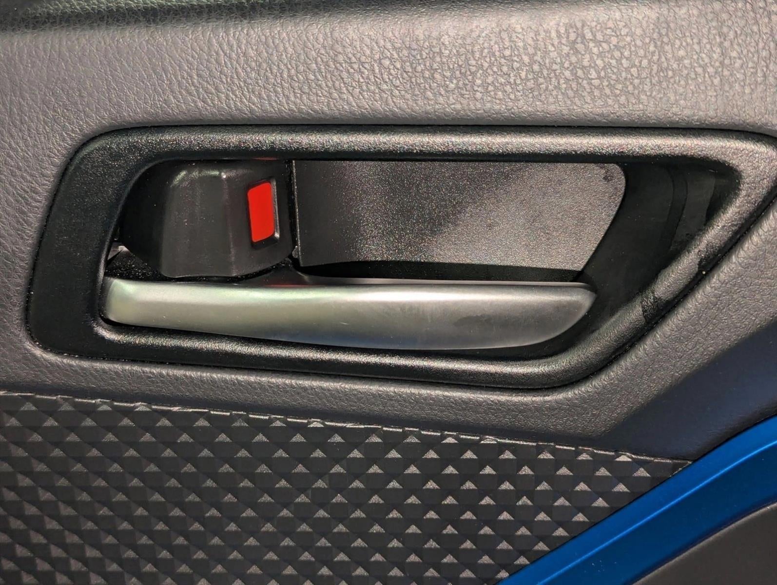 2021 Toyota C-HR XLE FWD (Natl)