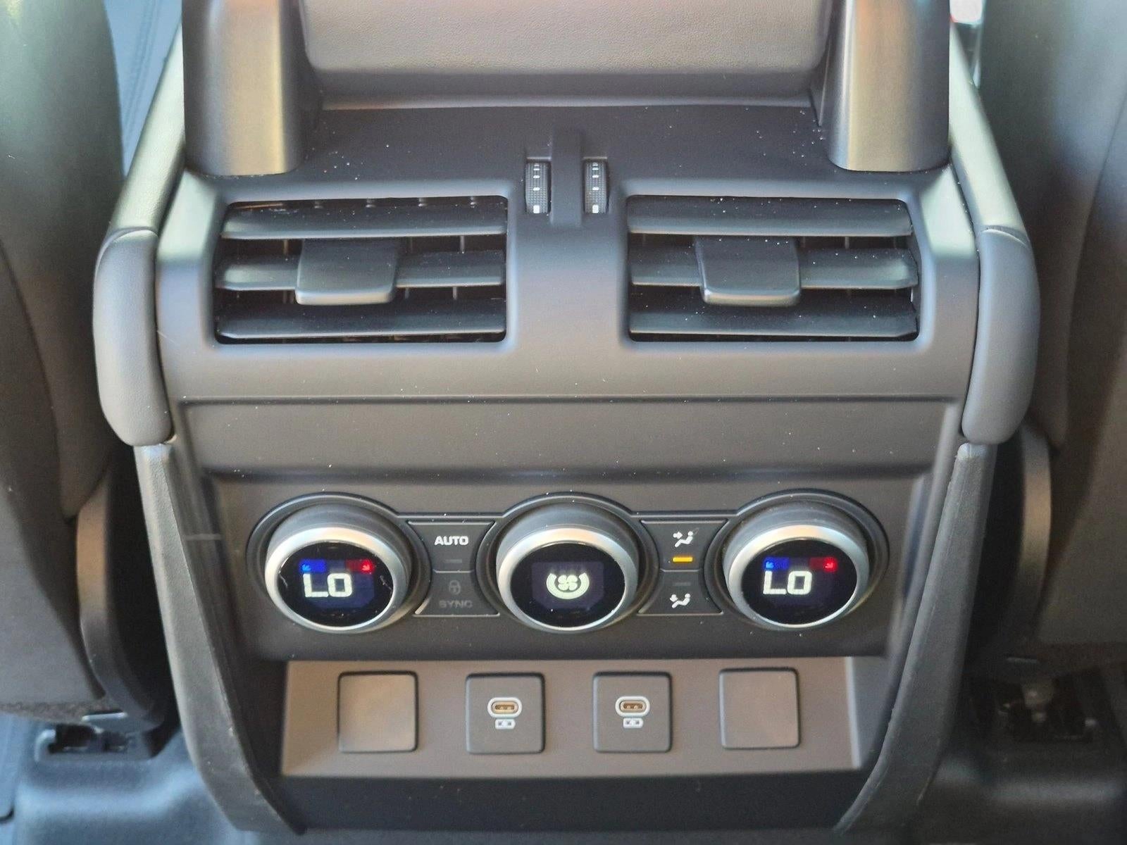 2025 Land Rover Defender 110 P400 S