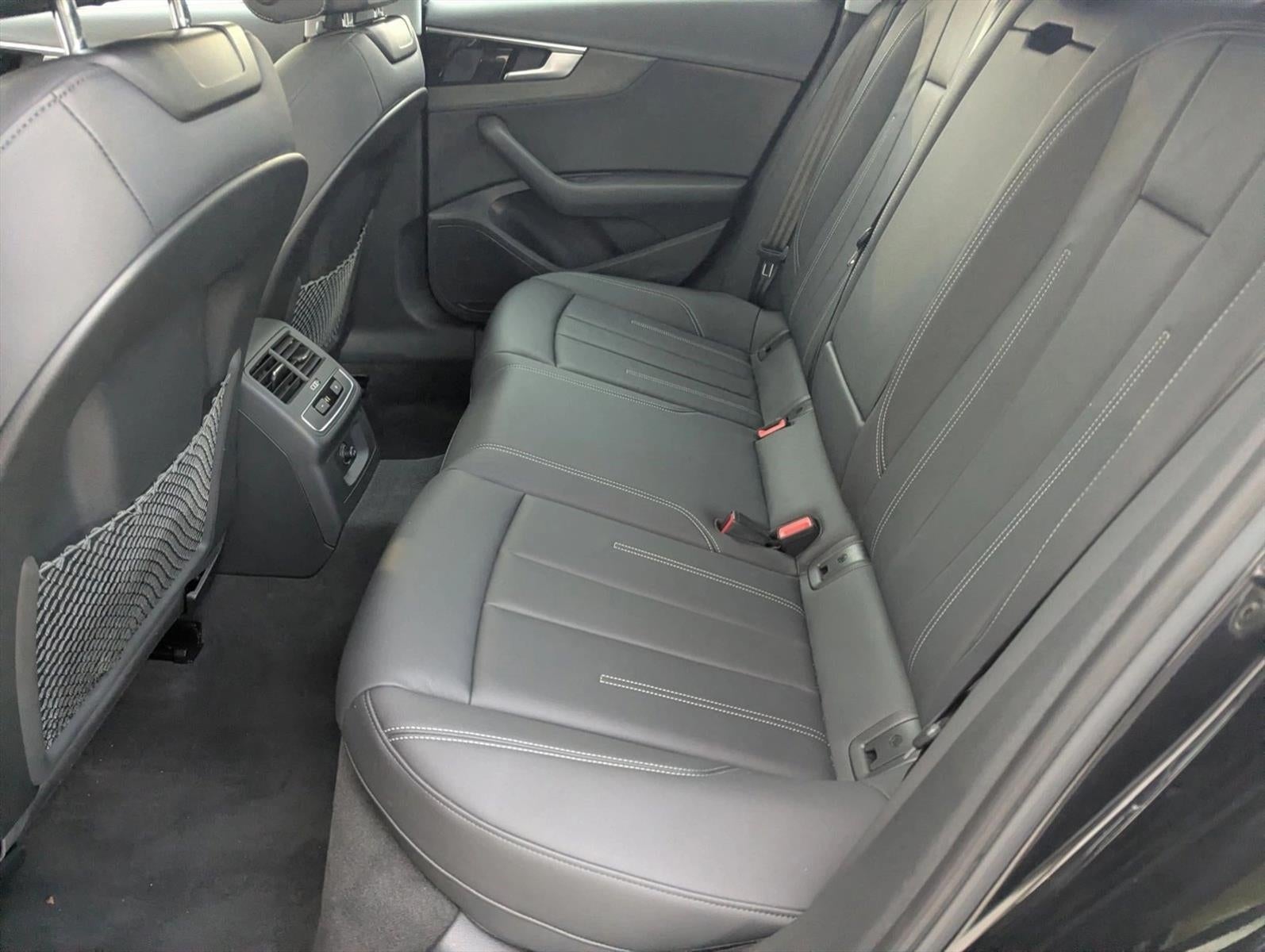 2021 Audi A4 Sedan Premium 40 TFSI quattro