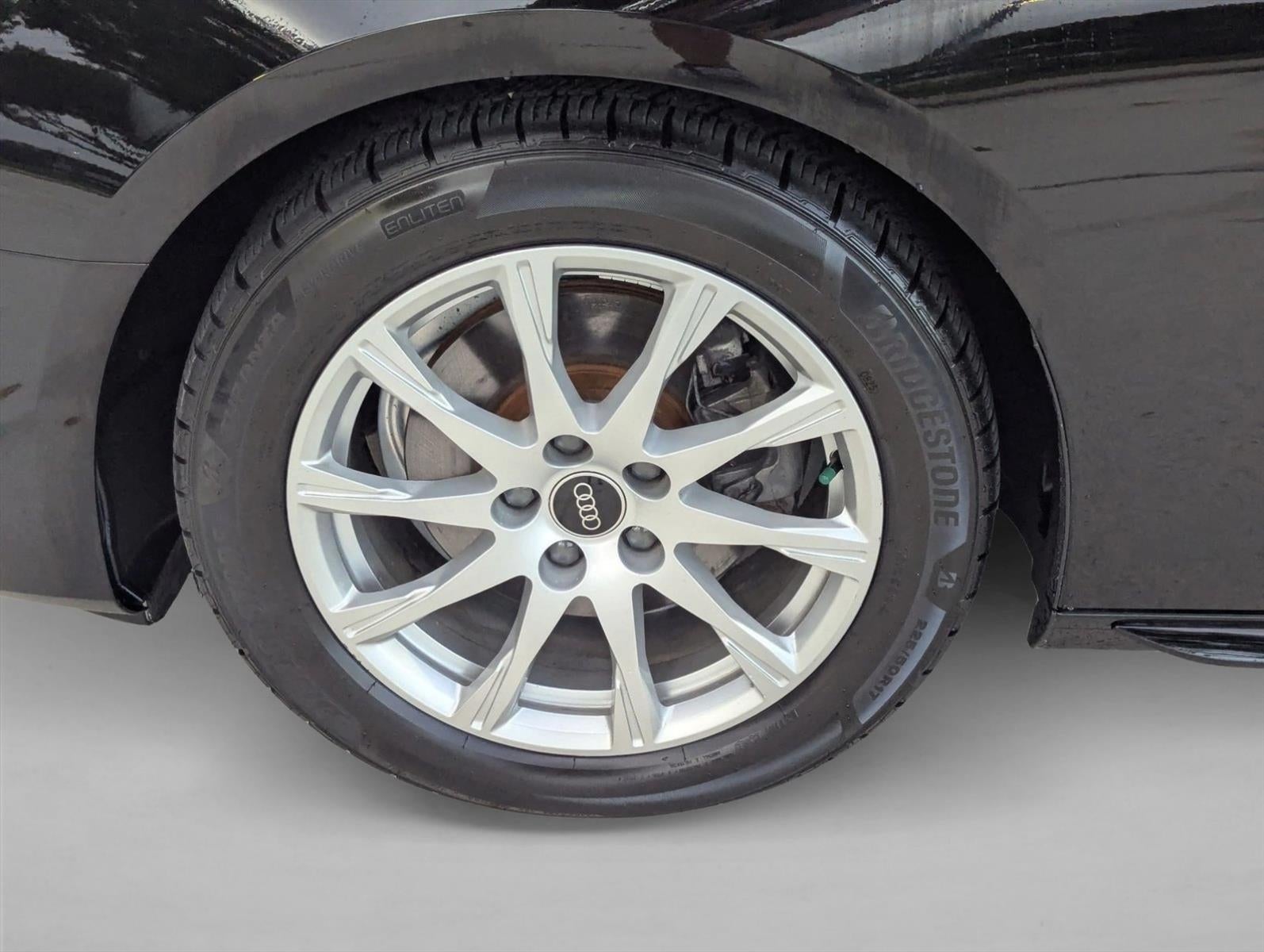 2021 Audi A4 Sedan Premium 40 TFSI quattro