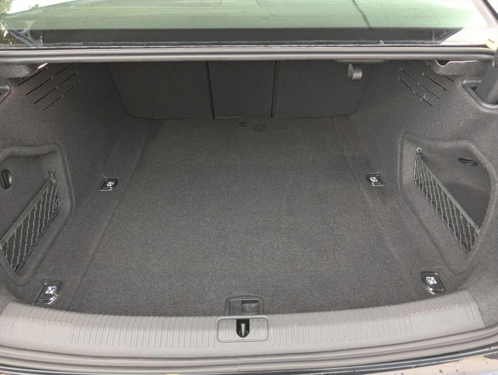 2021 Audi A4 Sedan Premium 40 TFSI quattro