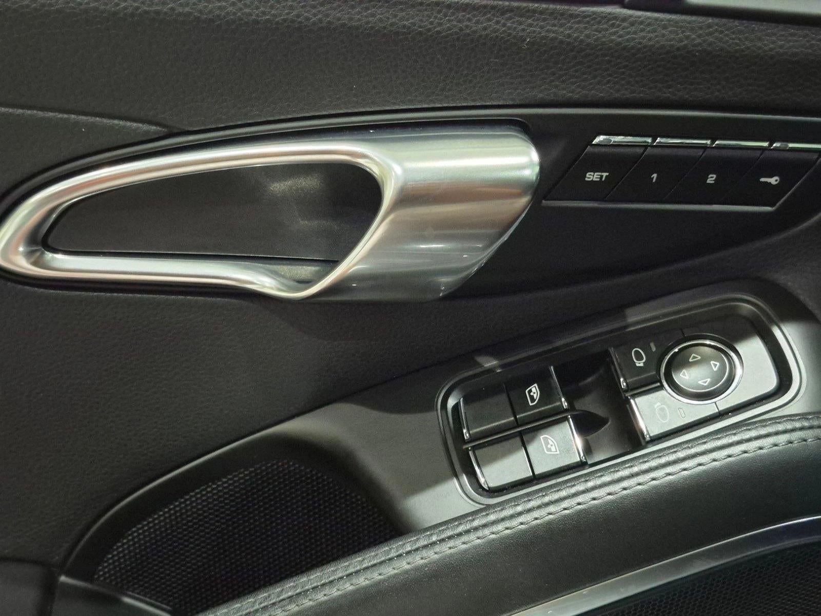 2018 Porsche 911 Carrera Coupe