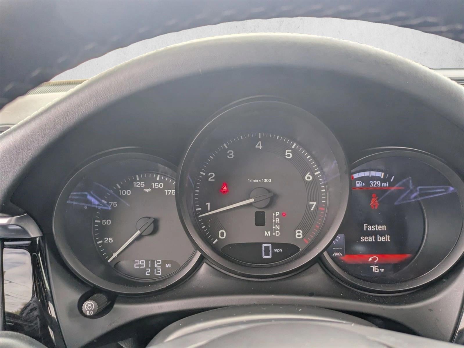 2022 Porsche Macan AWD