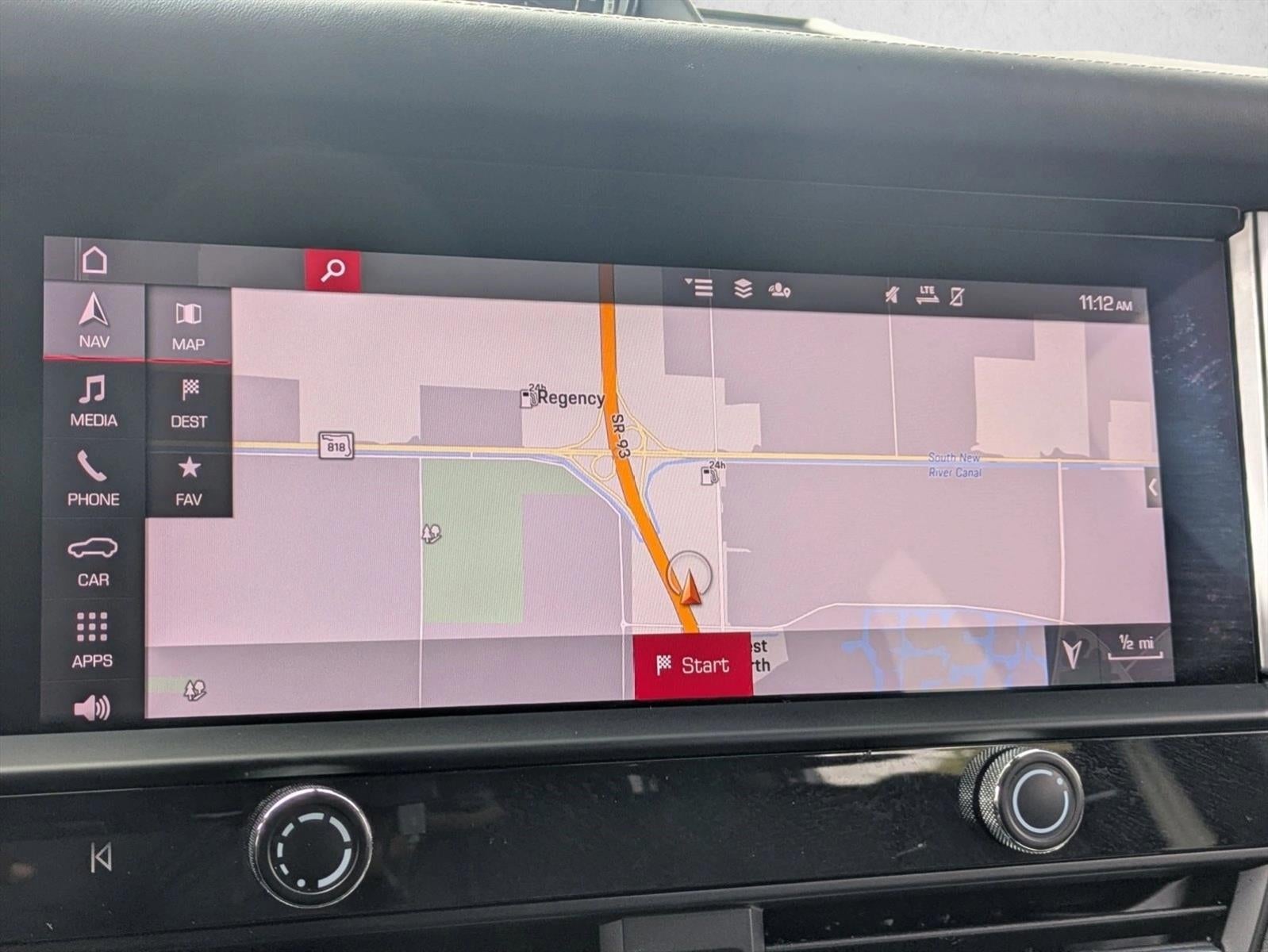 2022 Porsche Macan AWD