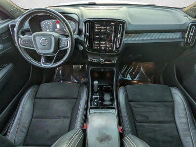 2021 Volvo XC40 T5 AWD R-Design