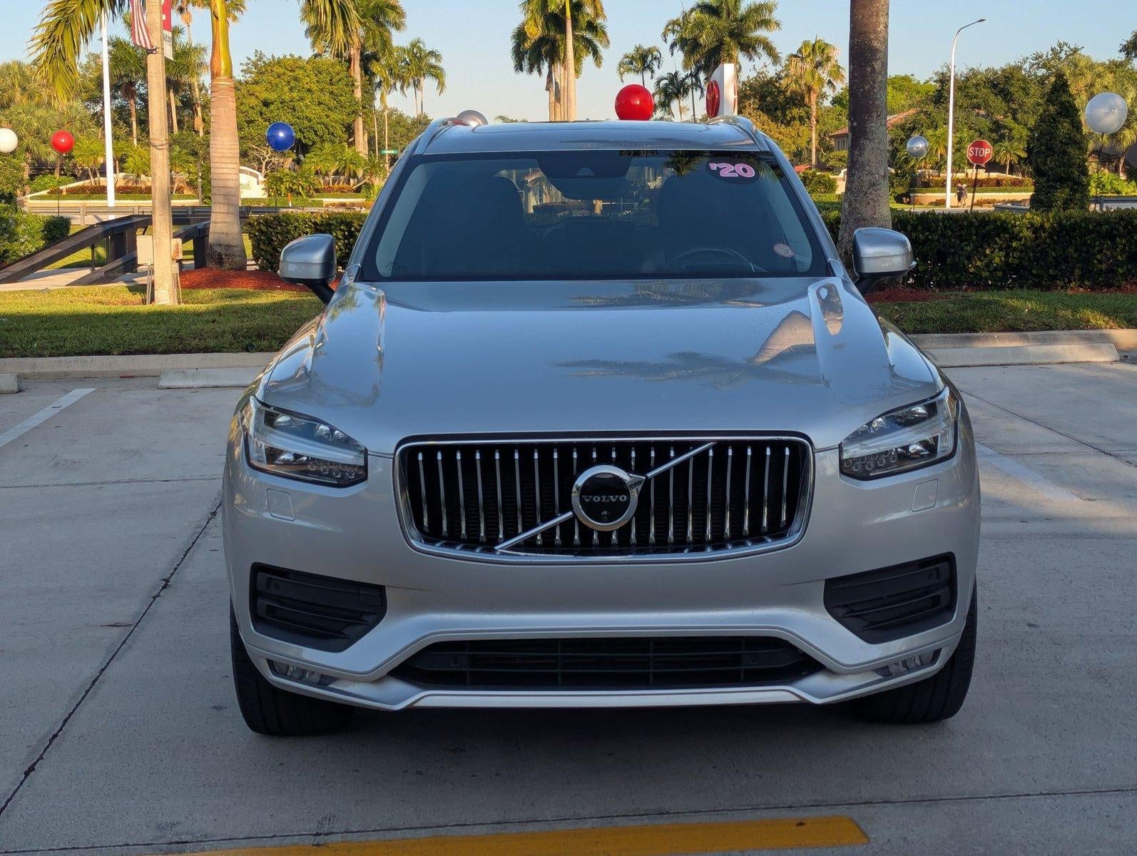 2020 Volvo XC90 T6 AWD Momentum 7 Passenger