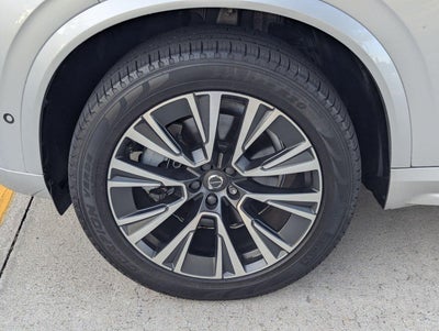 2020 Volvo XC90 T6 AWD Momentum 7 Passenger