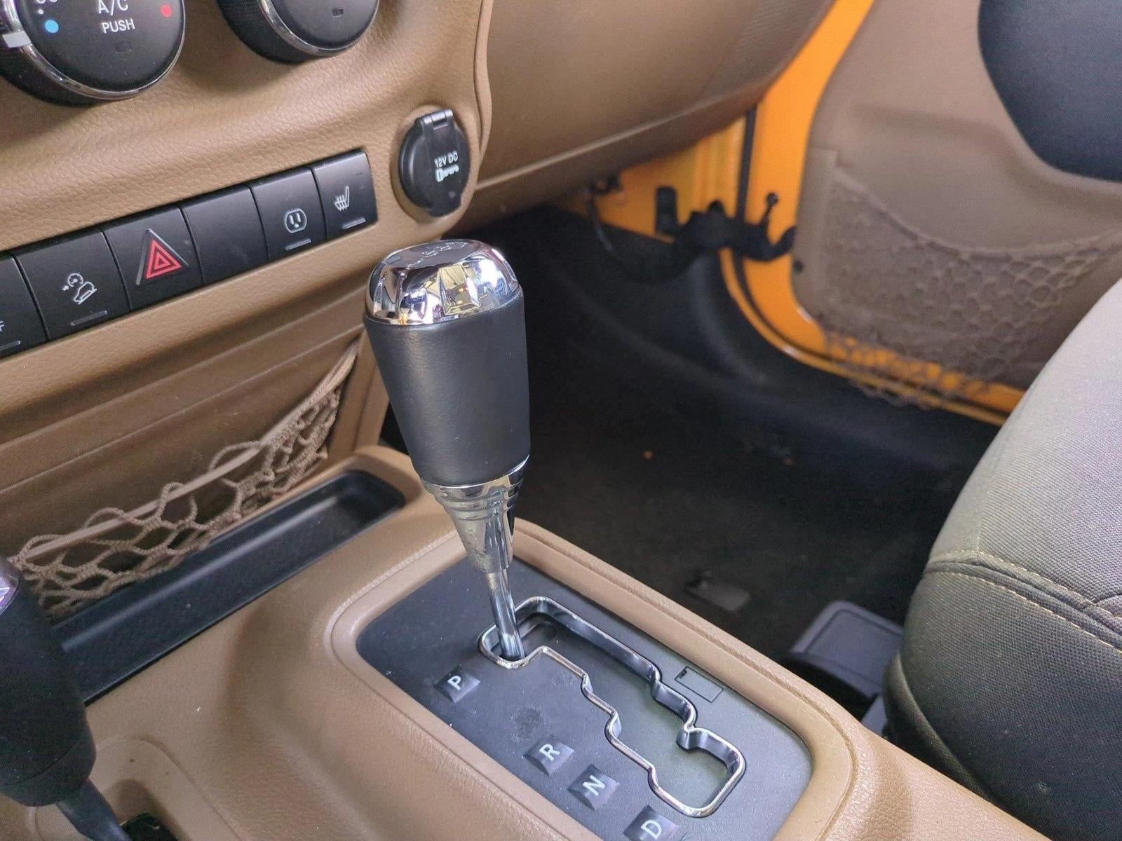 2013 Jeep Wrangler 4WD 2dr Sahara