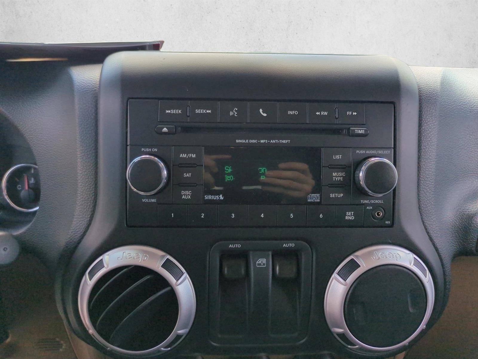 2013 Jeep Wrangler 4WD 2dr Sahara