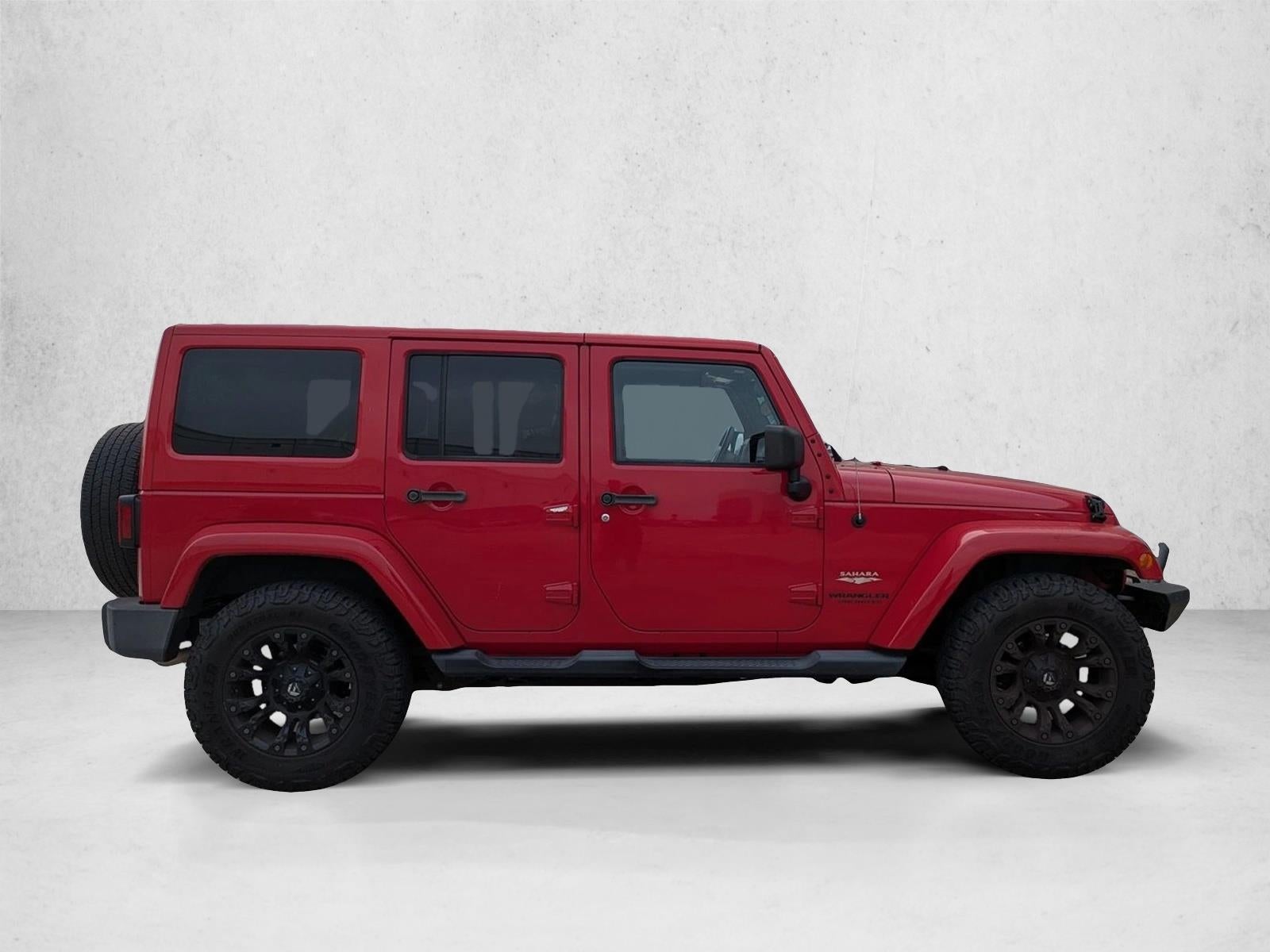 2014 Jeep Wrangler Unlimited 4WD 4dr Sahara