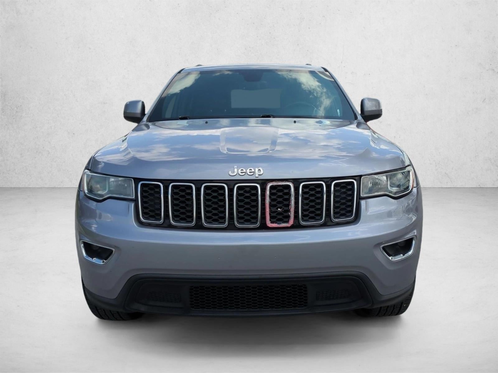 2017 Jeep Grand Cherokee Laredo 4x2