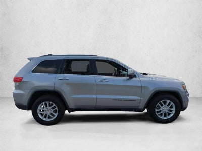 2017 Jeep Grand Cherokee Laredo 4x2