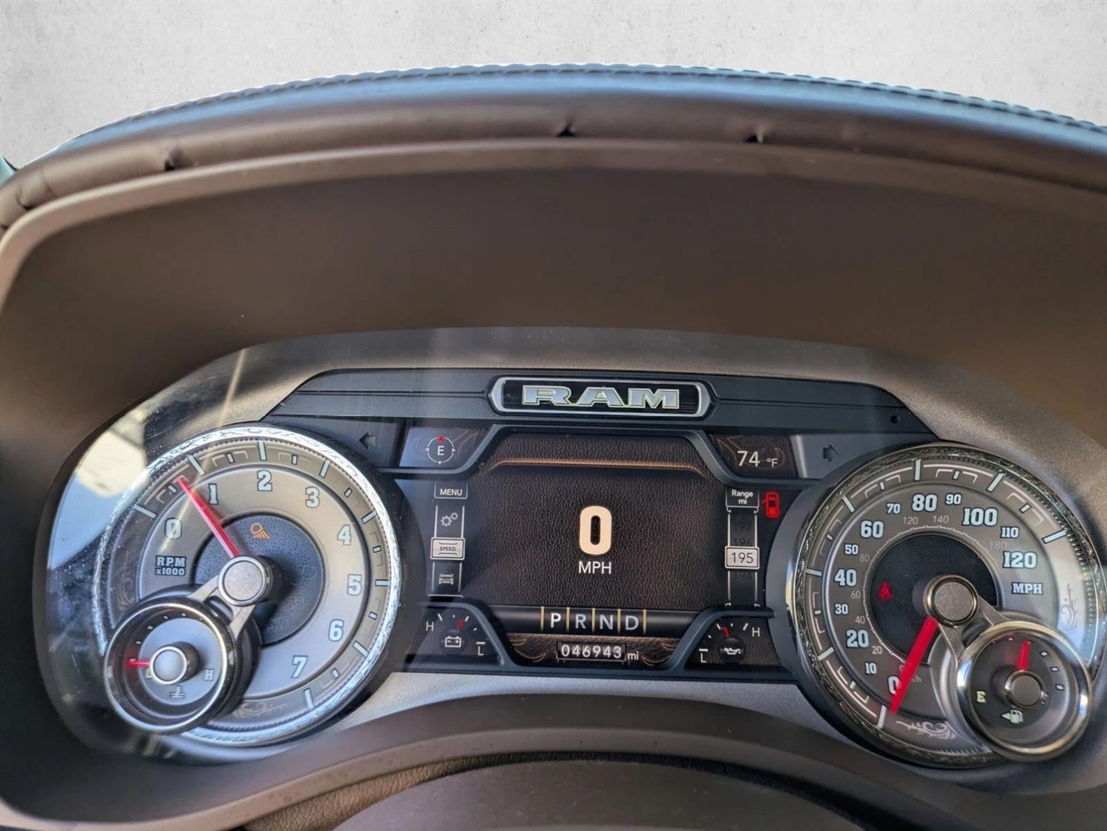 2019 RAM 1500 Longhorn 4x4 Crew Cab 5'7" Box