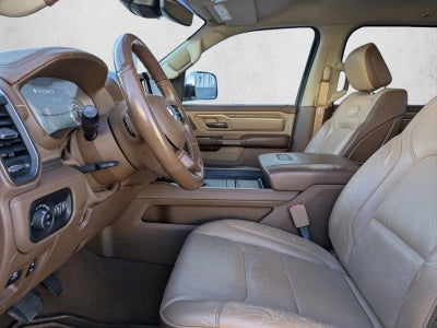 2019 RAM 1500 Longhorn 4x4 Crew Cab 5'7" Box