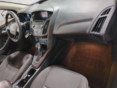 2017 Ford Focus SE Sedan
