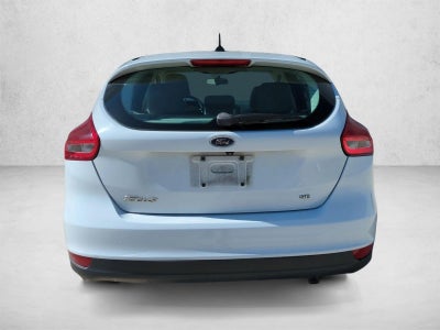 2015 Ford Focus 5dr HB SE