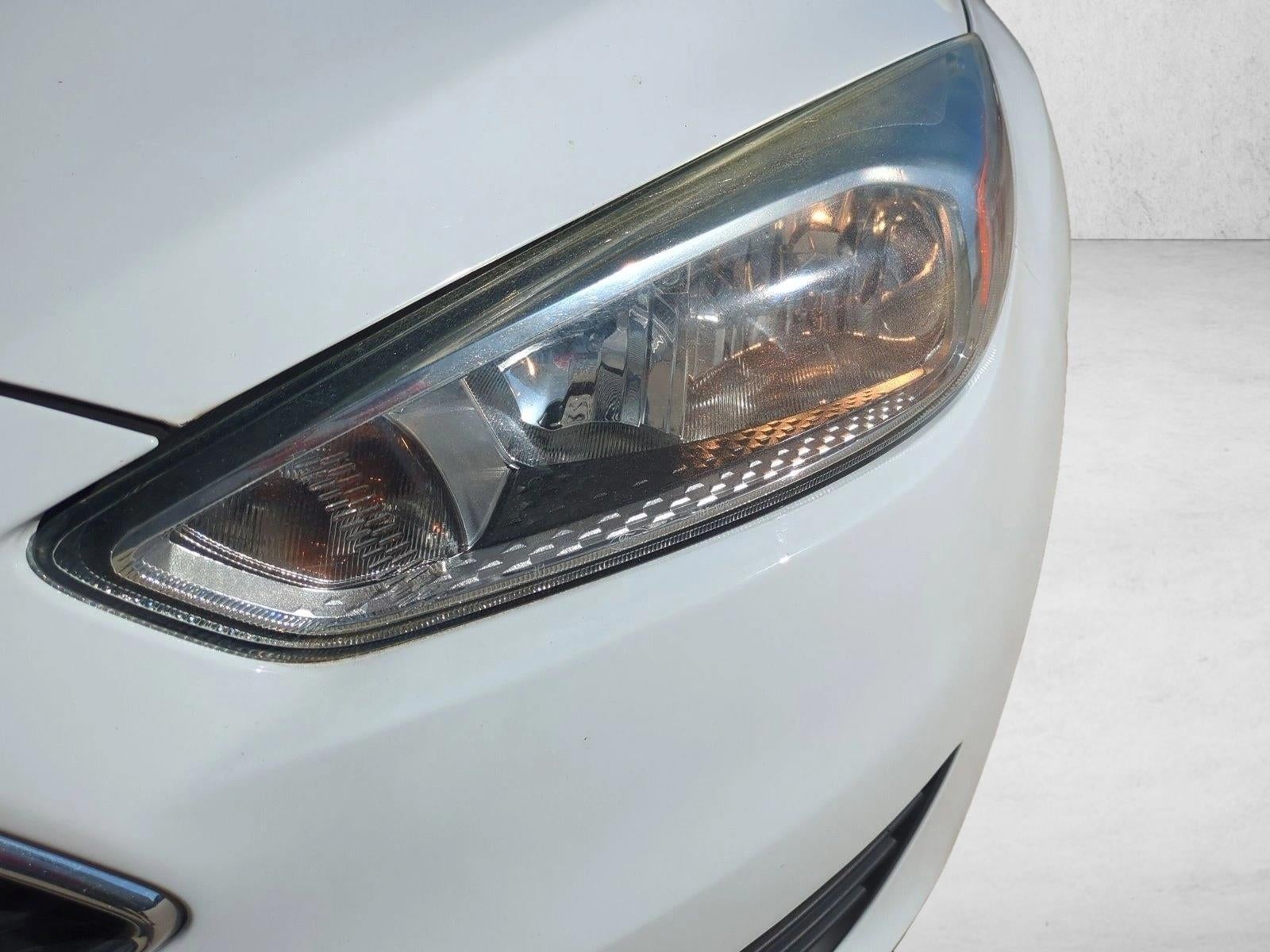 2015 Ford Focus 5dr HB SE