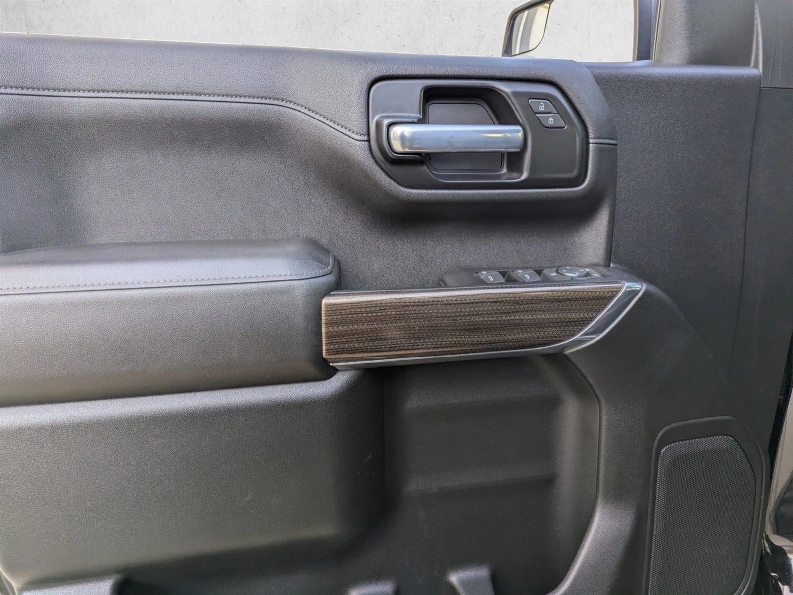 2021 Chevrolet Silverado 1500 Crew Cab Short Box 2-Wheel Drive RST