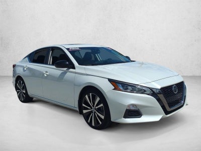 2020 Nissan Altima 2.5 SR Sedan