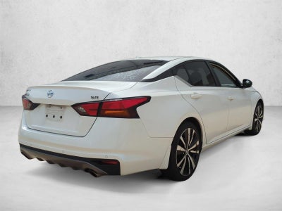 2020 Nissan Altima 2.5 SR Sedan