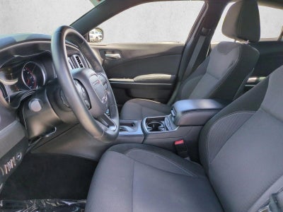 2017 Dodge Charger SE RWD