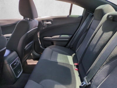 2017 Dodge Charger SE RWD