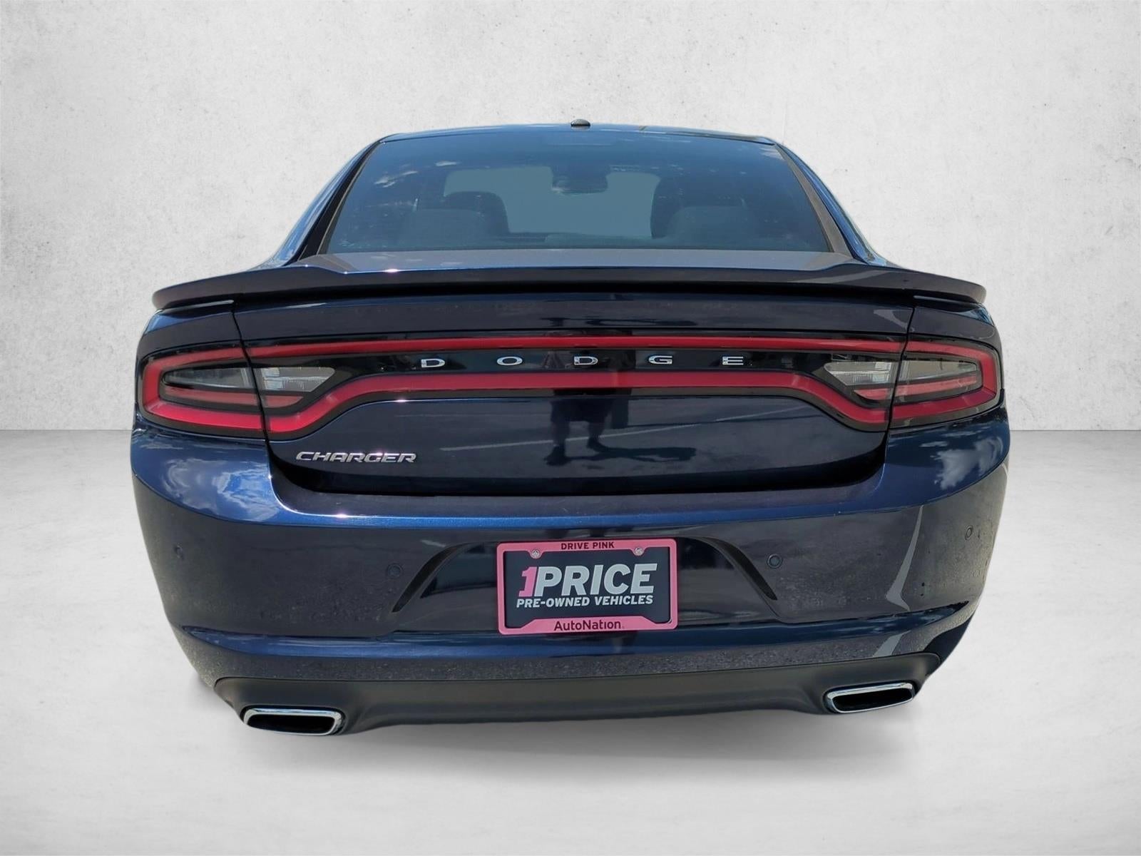 2017 Dodge Charger SE RWD