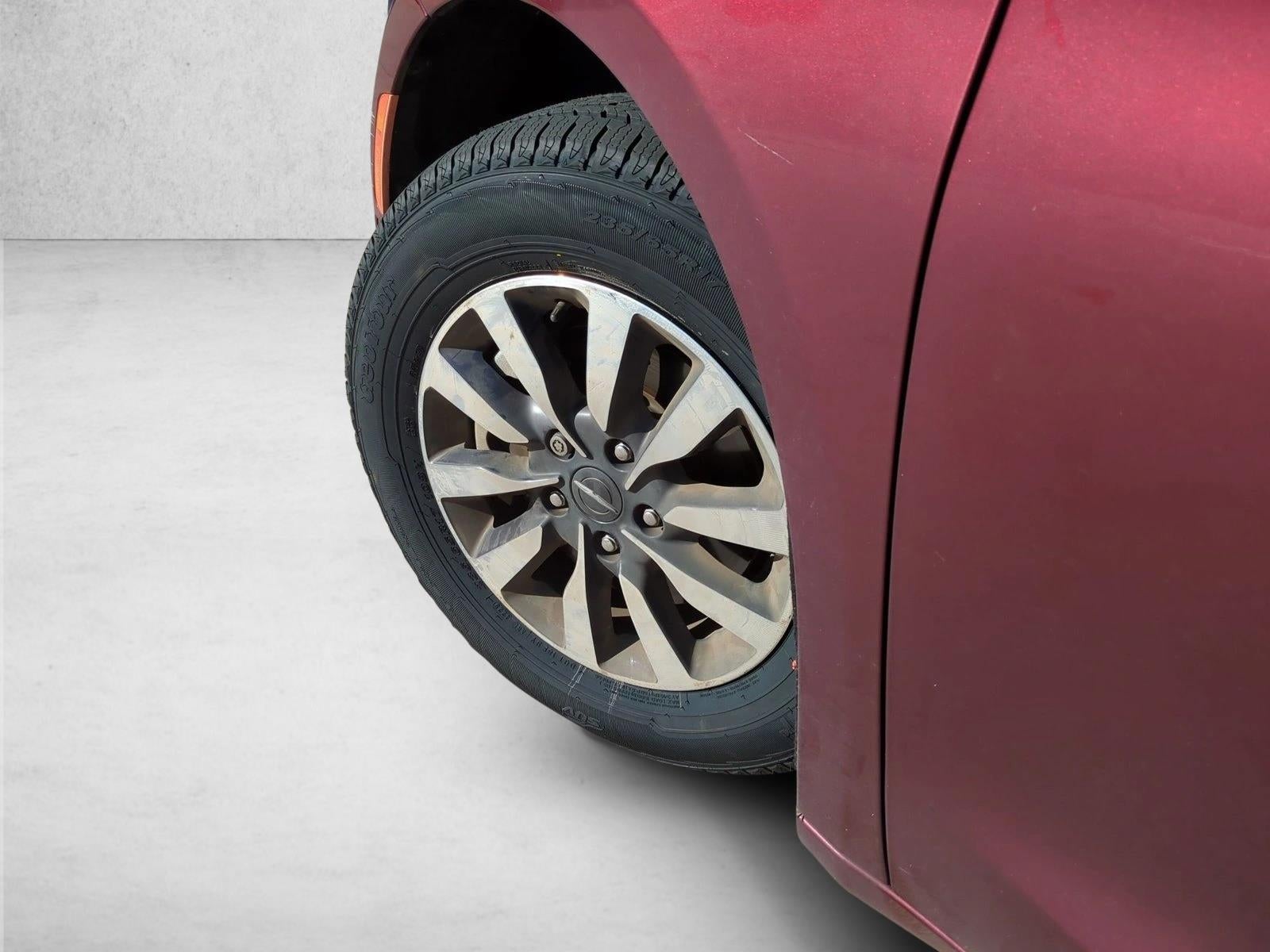 2021 Chrysler Pacifica Touring L FWD