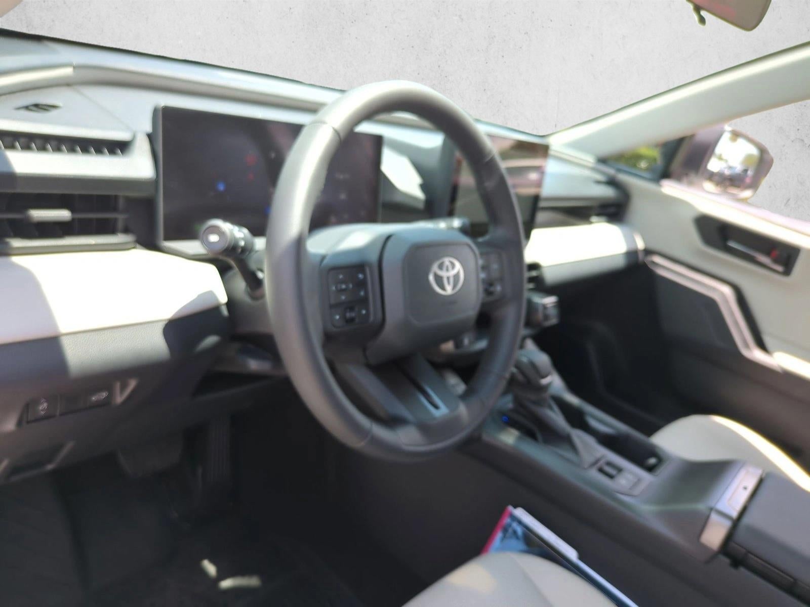 2026 Toyota RAV4 XLE Premium FWD (Natl)
