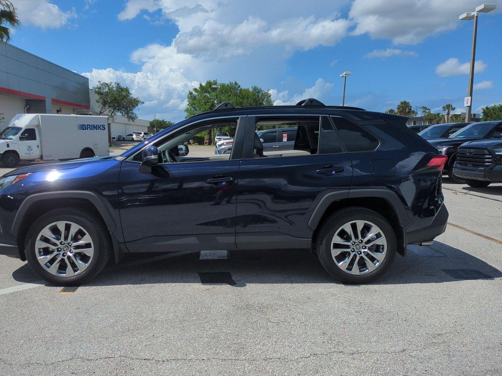 2024 Toyota RAV4 XLE Premium FWD (Natl)