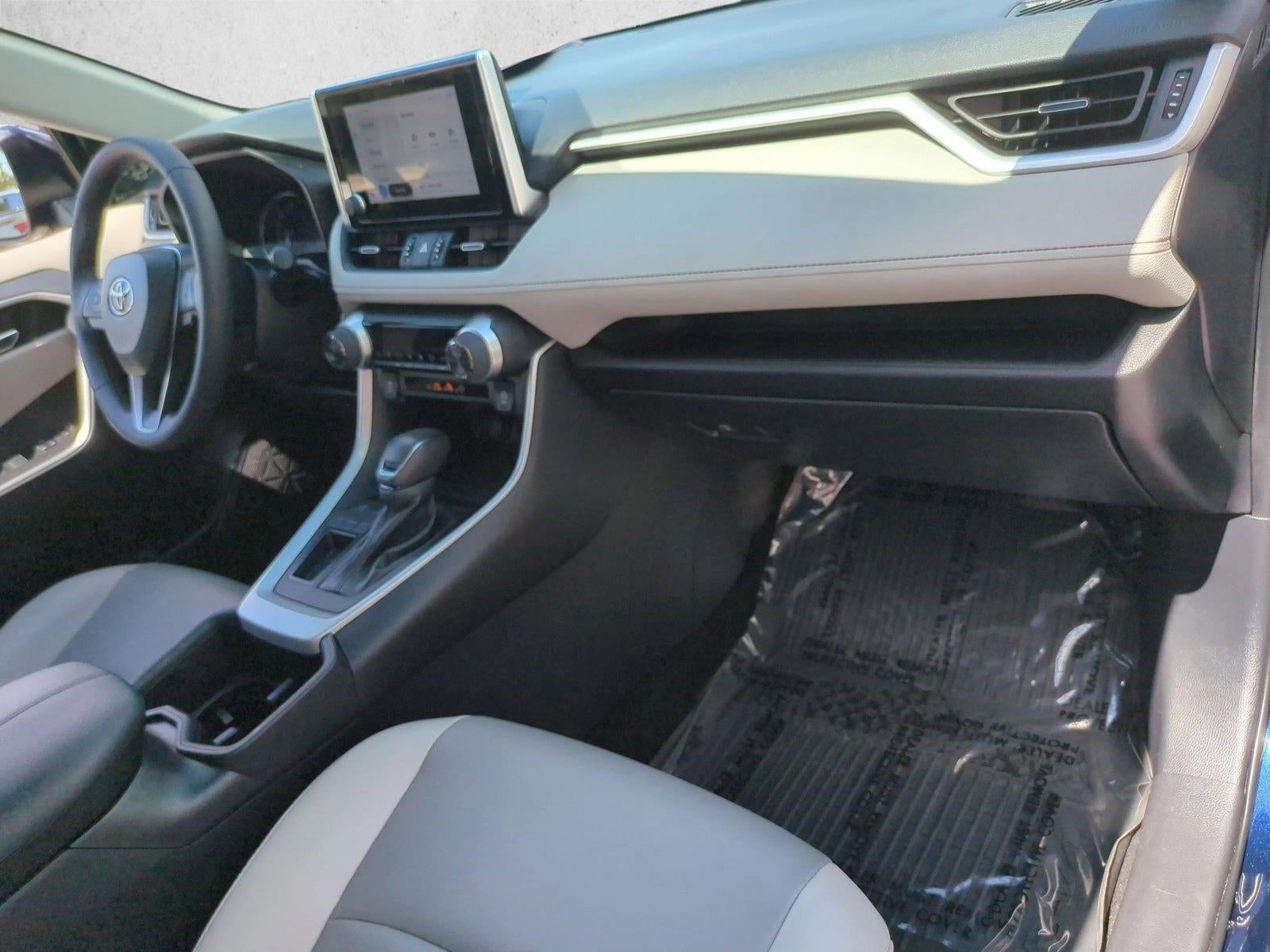 2024 Toyota RAV4 XLE Premium FWD (Natl)
