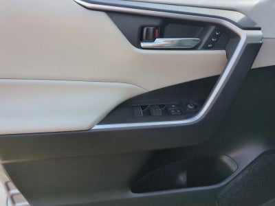 2024 Toyota RAV4 XLE Premium FWD (Natl)