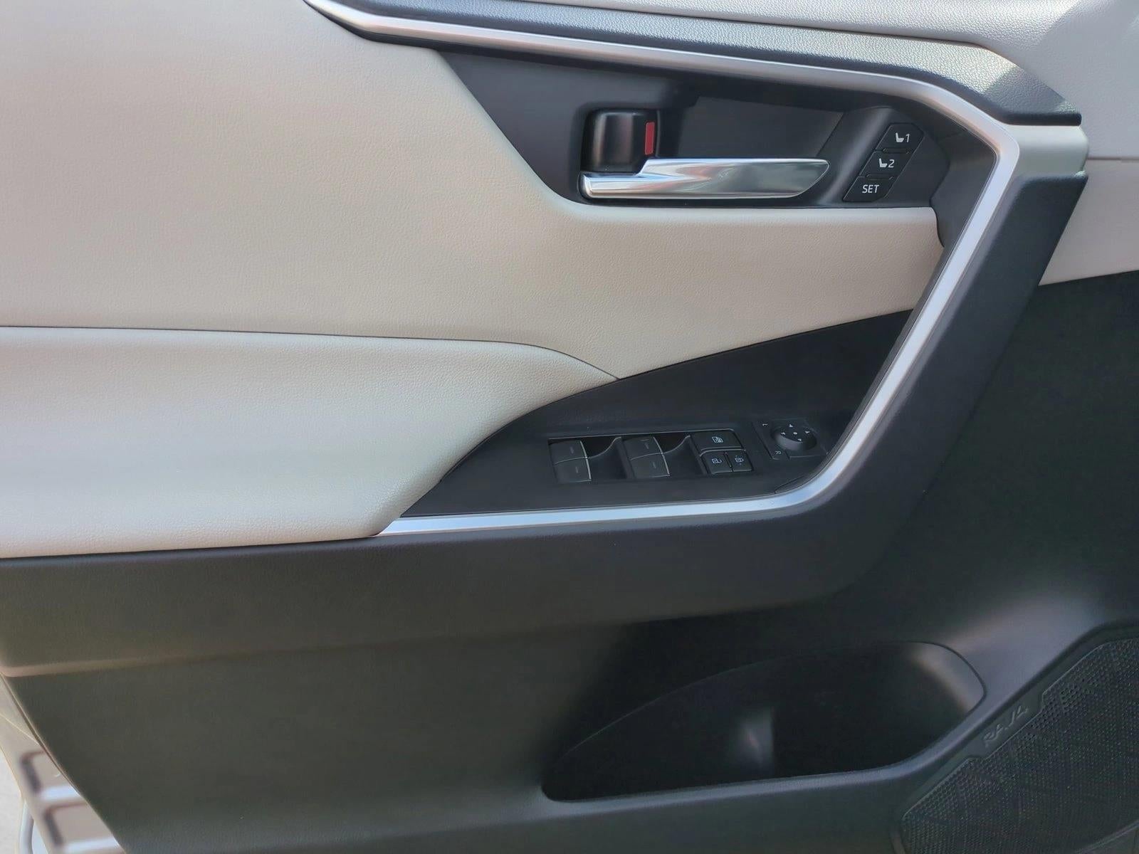 2024 Toyota RAV4 XLE Premium FWD (Natl)