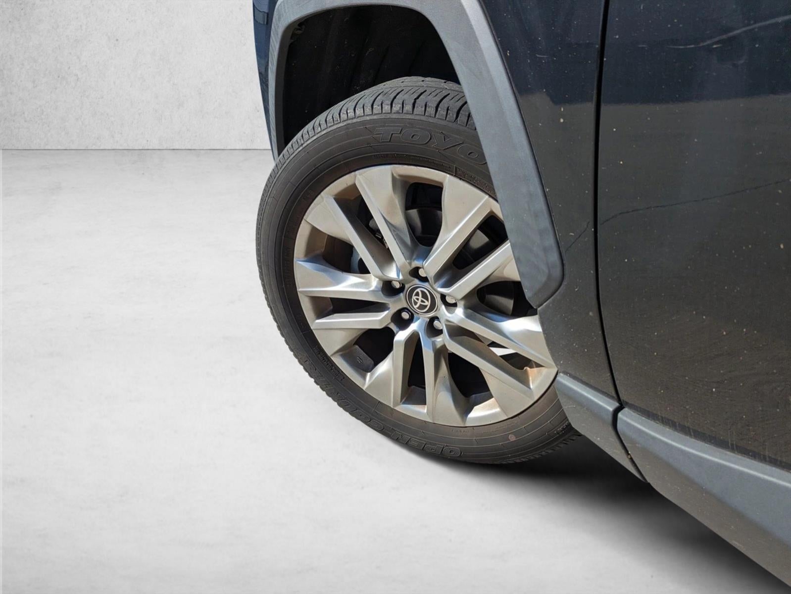 2022 Toyota RAV4 XLE Premium FWD (Natl)