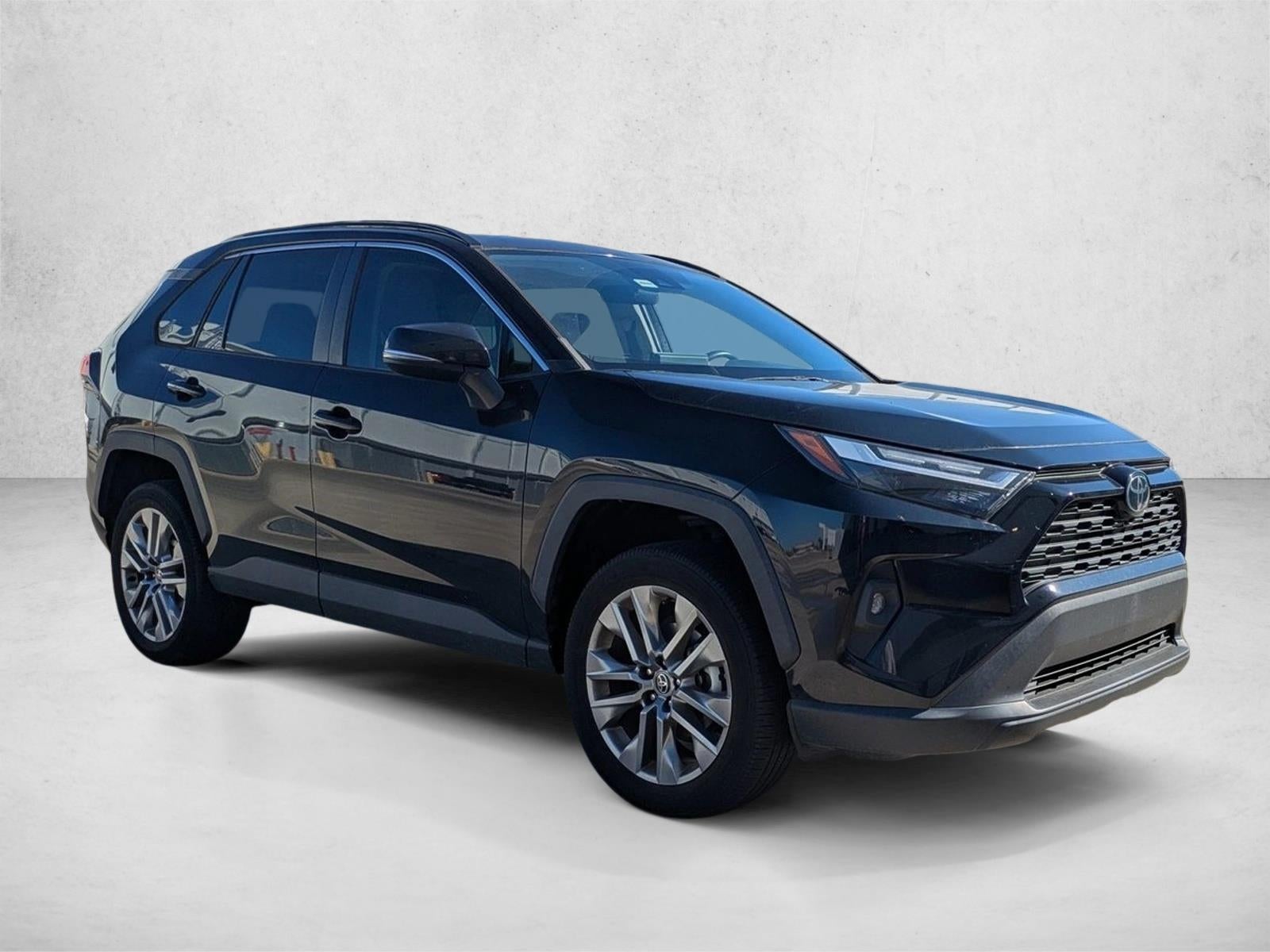 2022 Toyota RAV4 XLE Premium FWD (Natl)