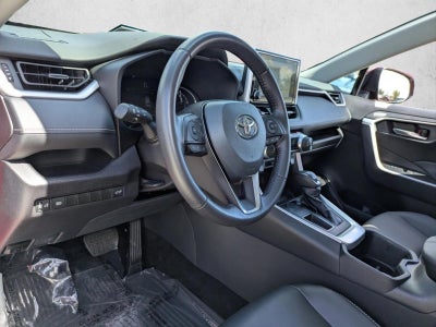 2024 Toyota RAV4 XLE Premium FWD (Natl)