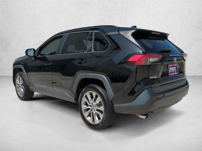 2019 Toyota RAV4 XLE Premium FWD (Natl)