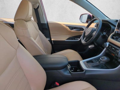 2023 Toyota RAV4 XLE Premium FWD (Natl)