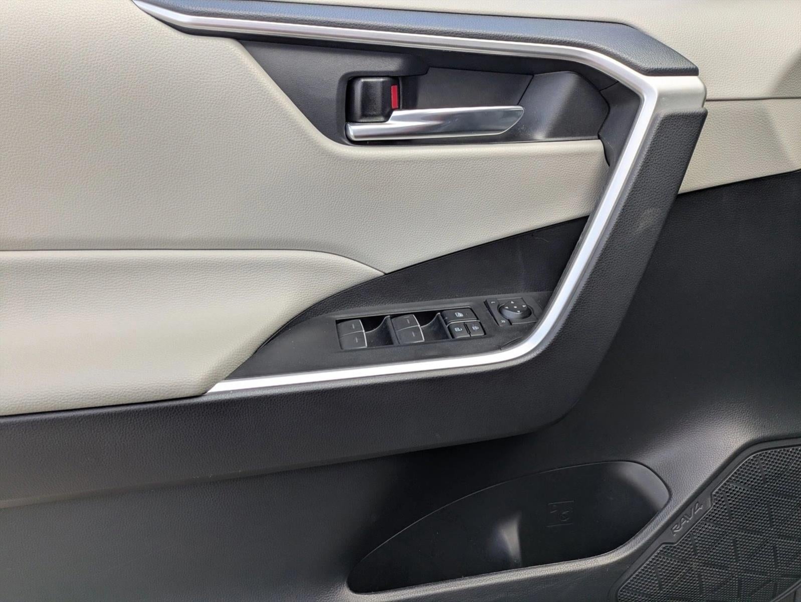 2024 Toyota RAV4 XLE Premium FWD (Natl)