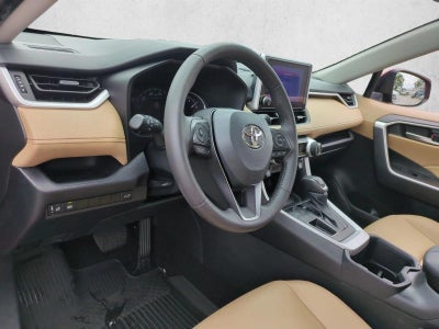 2024 Toyota RAV4 XLE Premium FWD (Natl)