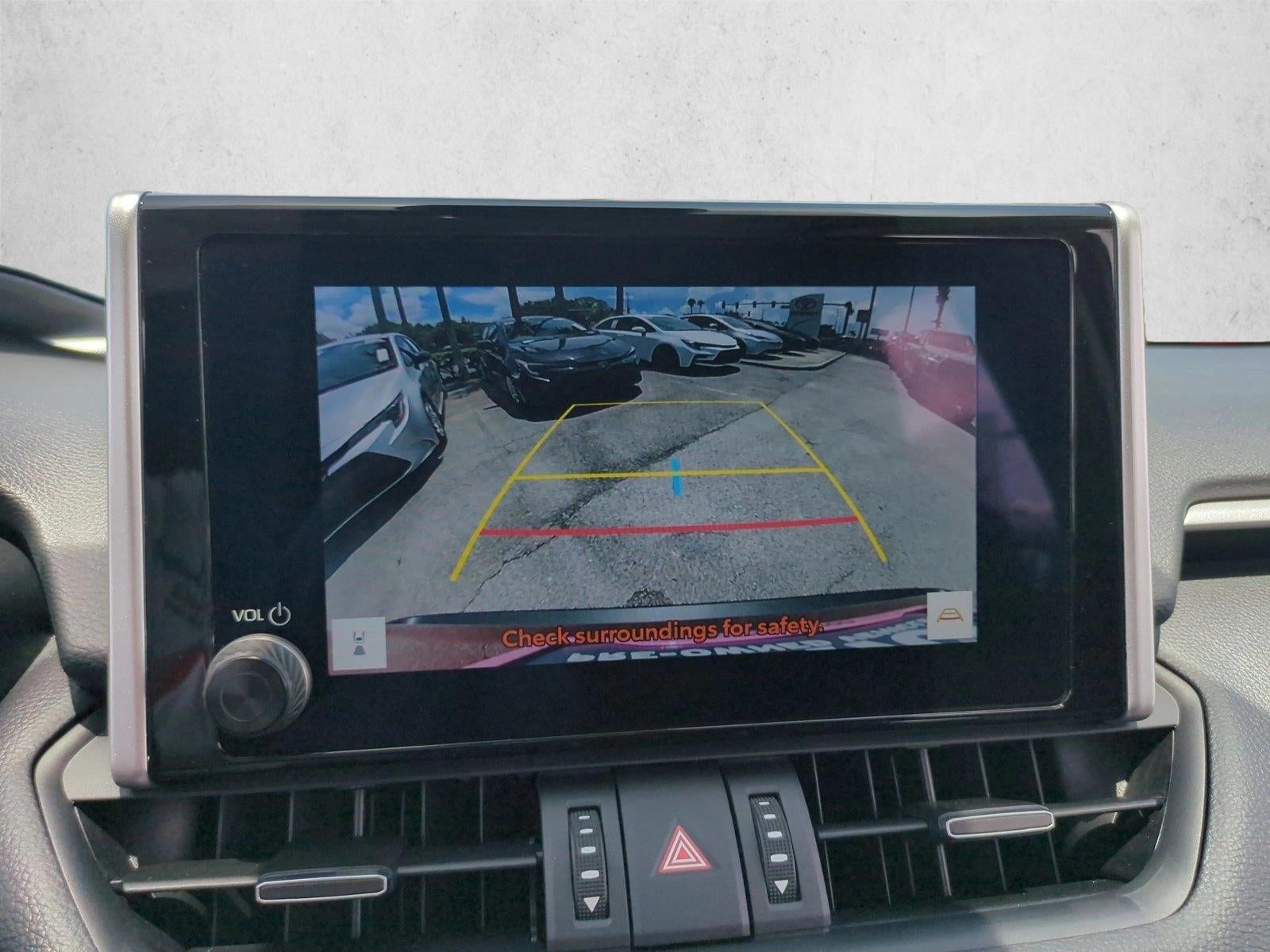 2025 Toyota RAV4 XLE Premium FWD (Natl)